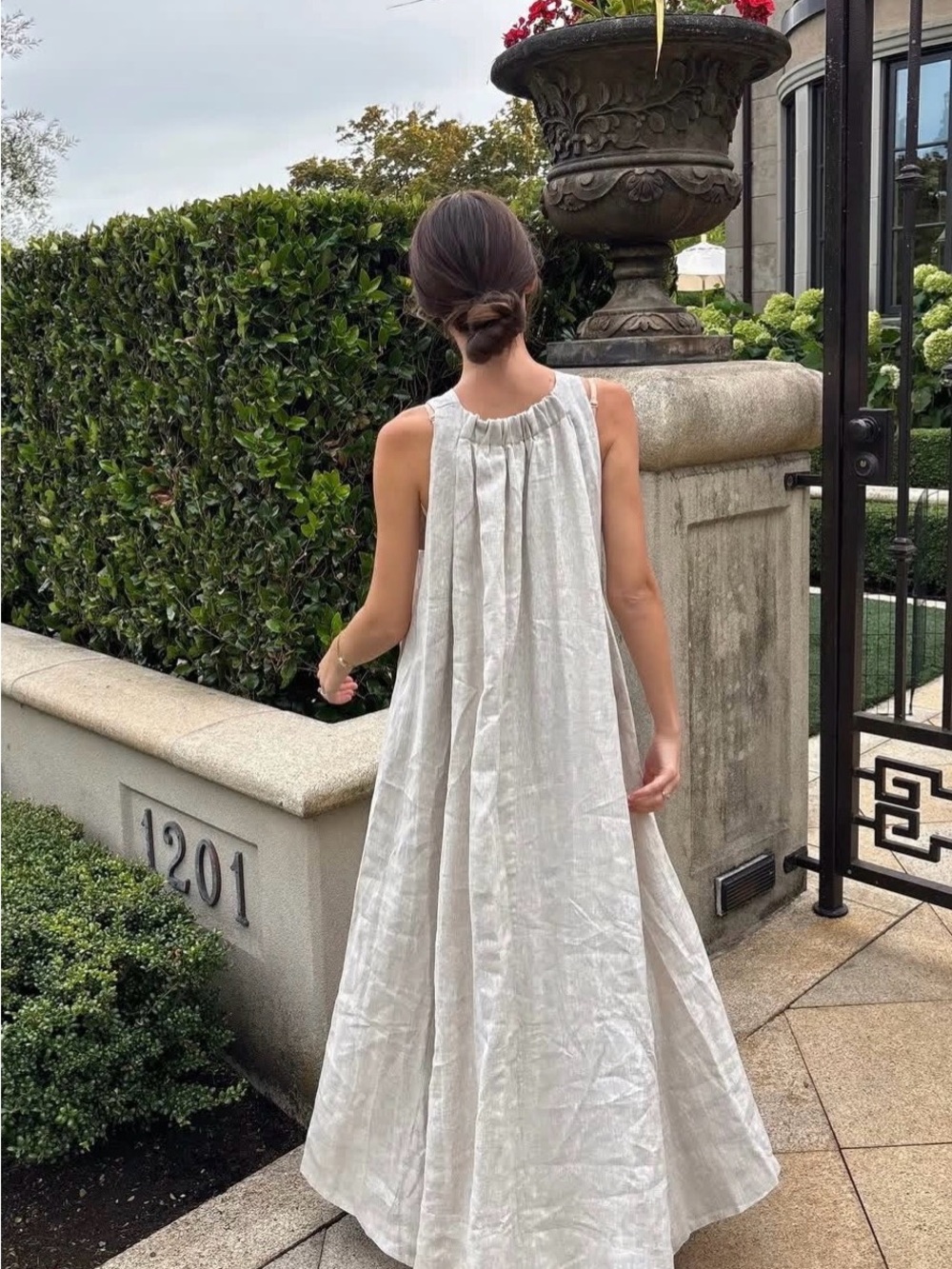 DISSH Isabelle linen Maxi Dress - Picture 2 of 4
